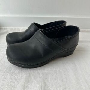 Dansko Black Leather Professional Clogs Slip On Shoes Womens Size 40 9.5 10